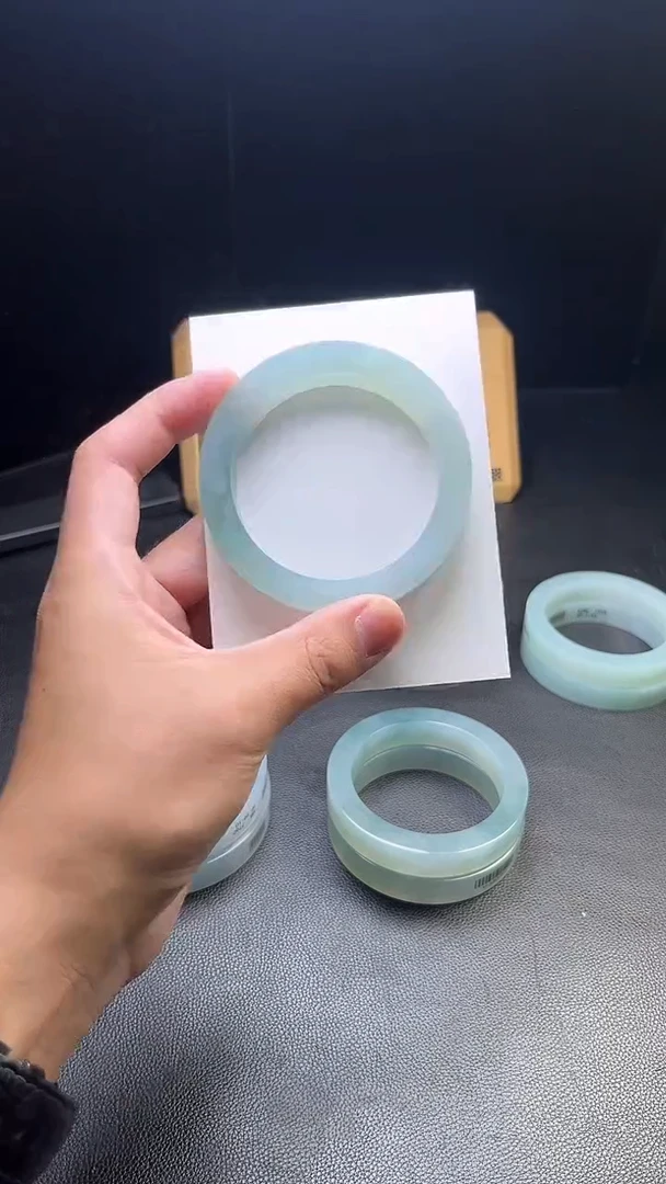 定制翡翠手镯未镶嵌祺*定制