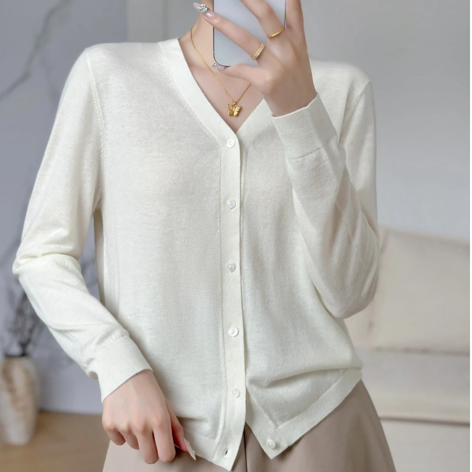 春夏新款女士精纺V领开衫FC-8831