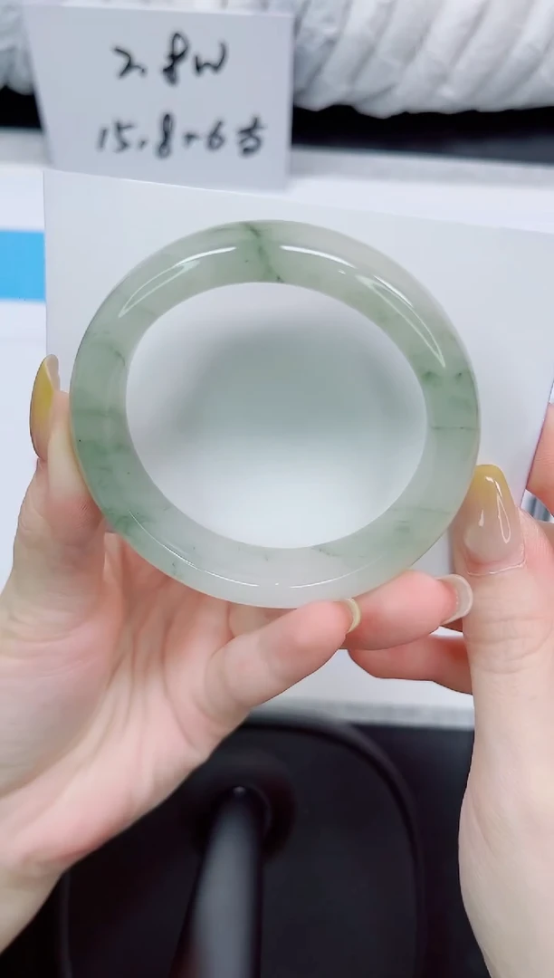 石英质玉手镯未镶嵌238