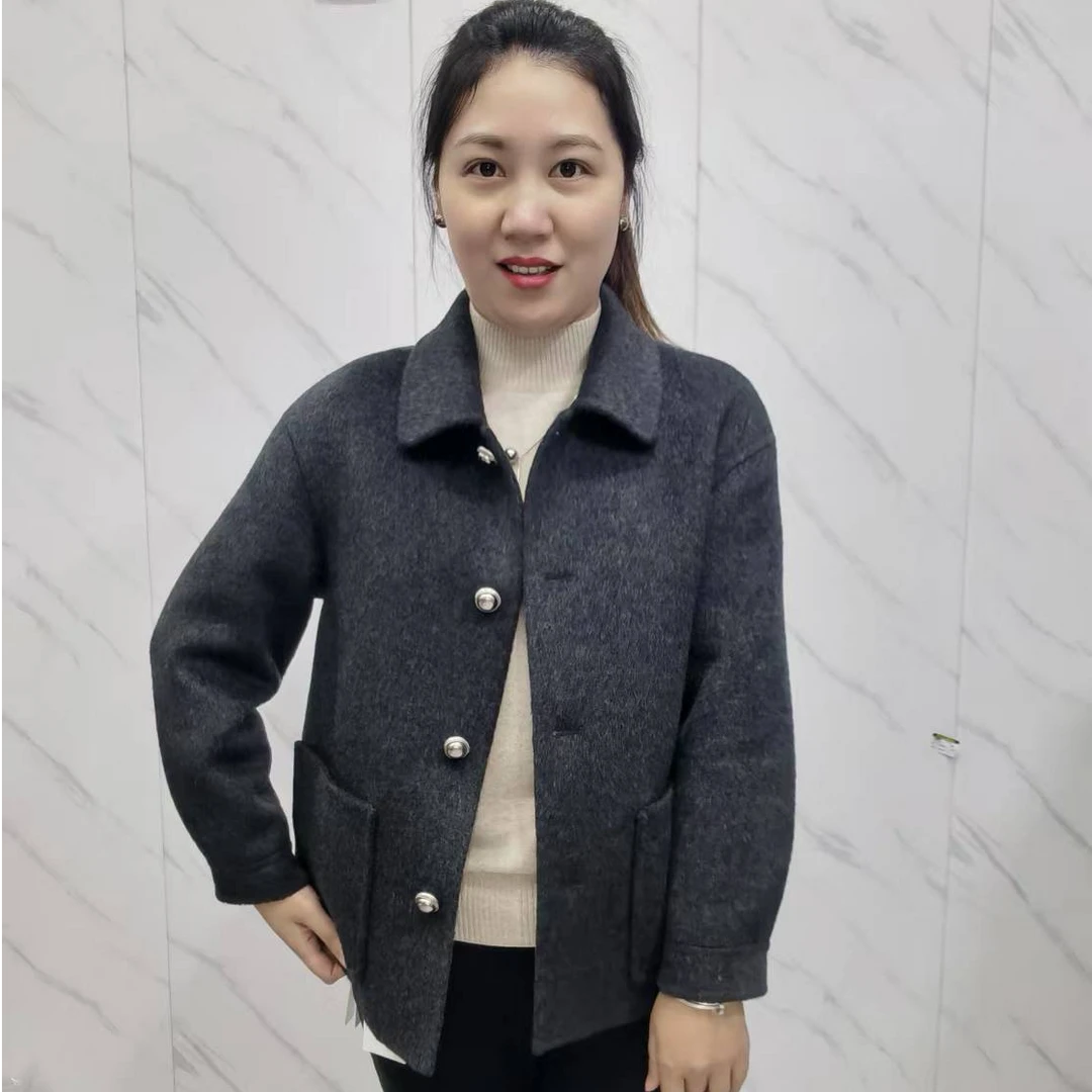 新款时尚洋气百搭短款羊毛大衣F158