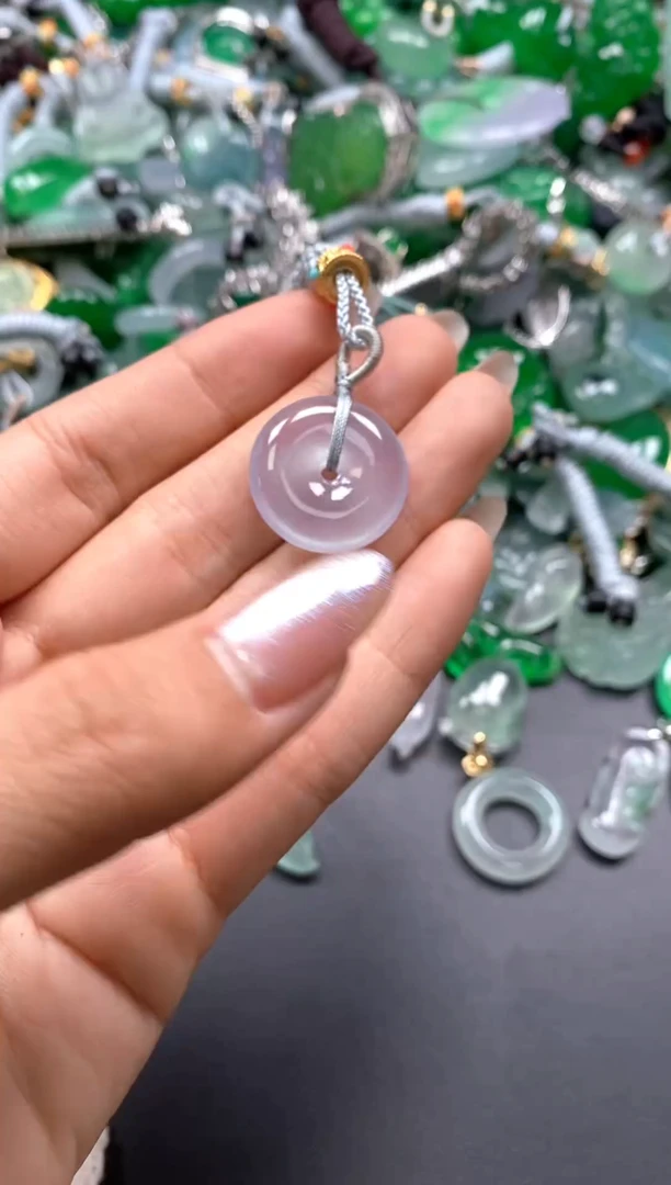 颈饰未镶嵌翡翠(配扣头多样性发其一）68