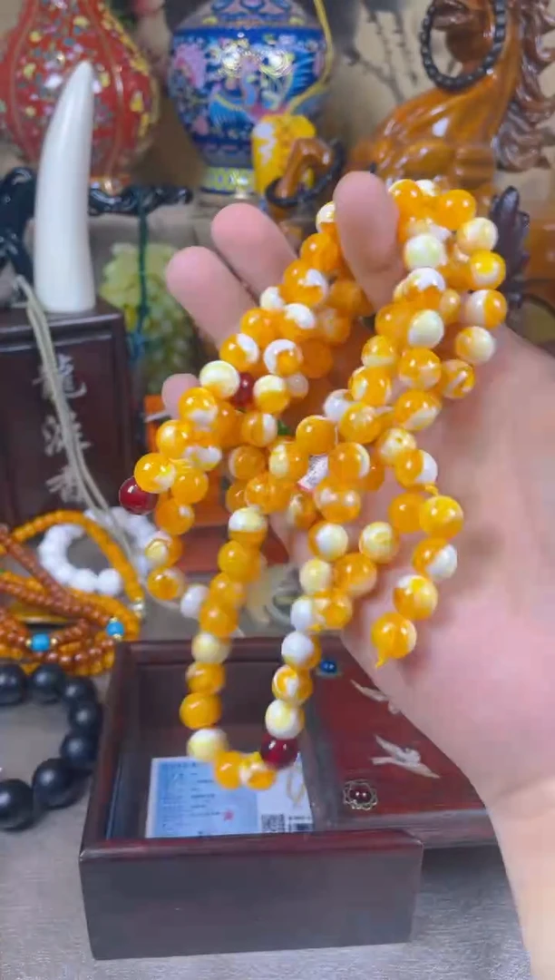手串琥珀未镶嵌-------------小白蜜108
