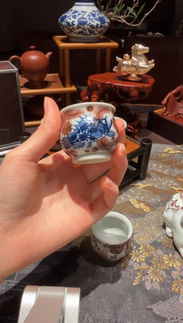 细****恩纯手绘青花釉里红双拼鱼藻mini炉式杯