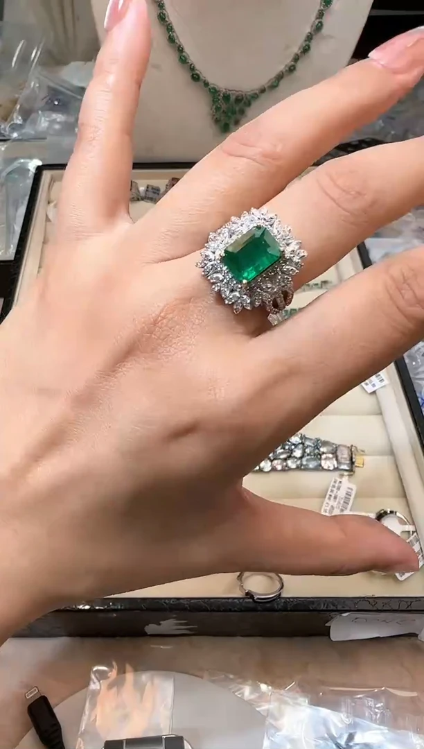 【闪购商品】定制祖母绿戒指银S925镶嵌戒指