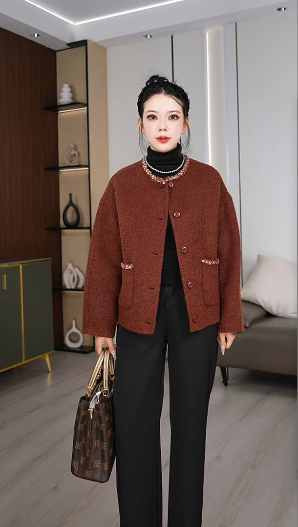 2025 秋冬新款短款小香风常规毛呢外套宽松复古气质女装外套 2808