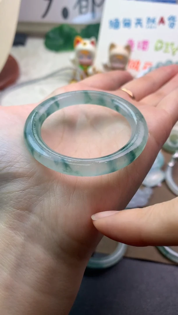 未镶嵌定制翡翠毛货