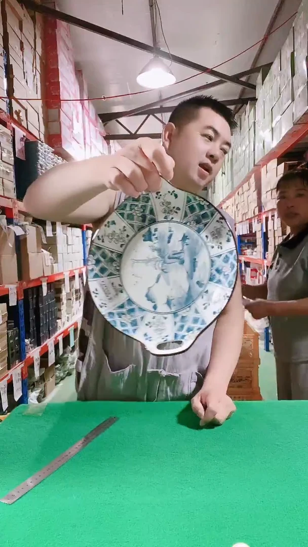 瓷片碗碟好物一件不留@@1