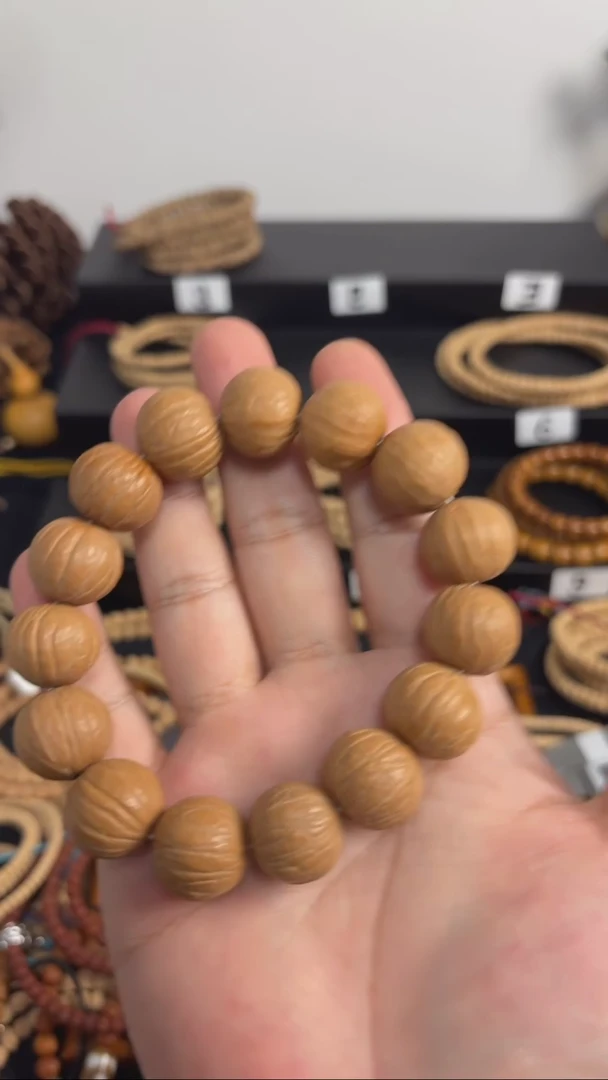 【闪购商品】柏香籽/百香籽吊坠【闪购商品】 柏香籽/百香籽