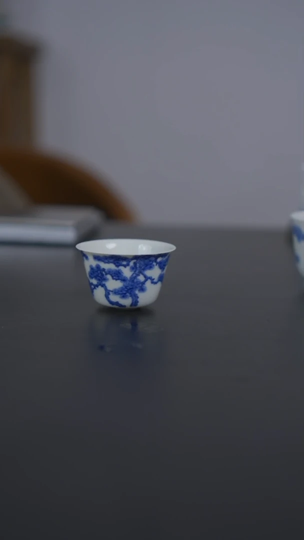 杯子瓷青花松树小杯35ml