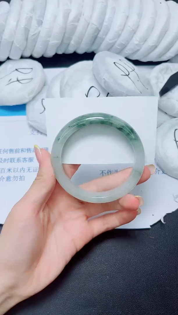 石英质玉手镯未镶嵌194/59