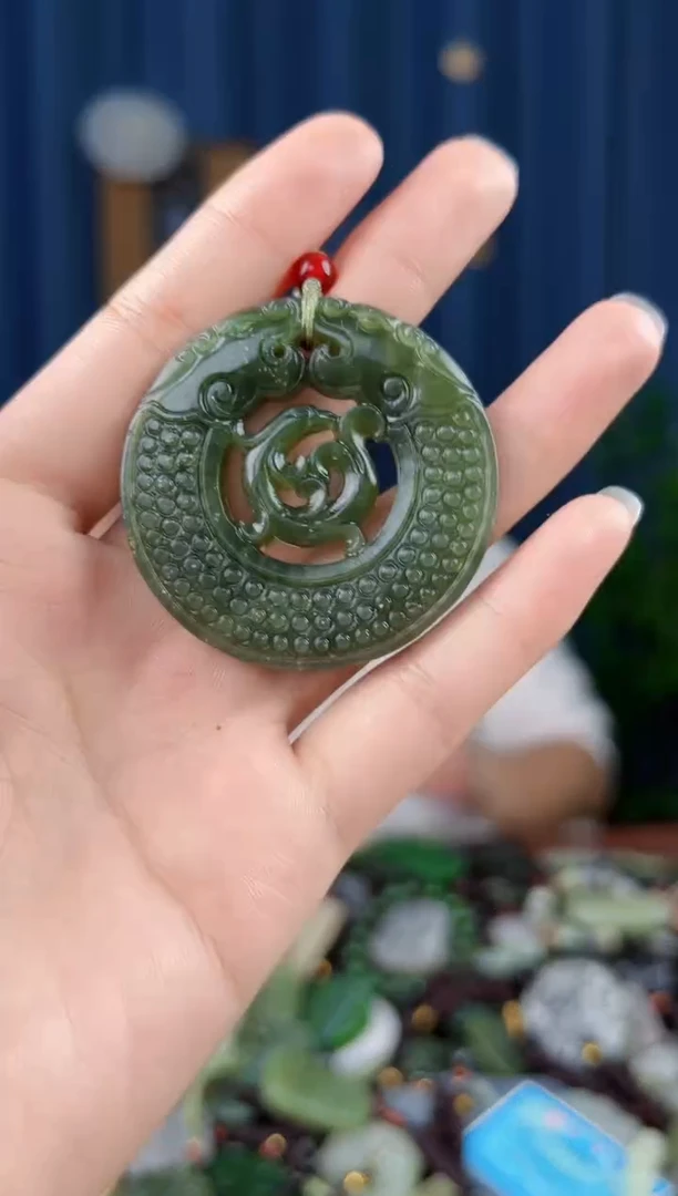 未镶嵌和田玉挂件拍一发一，多样性发货