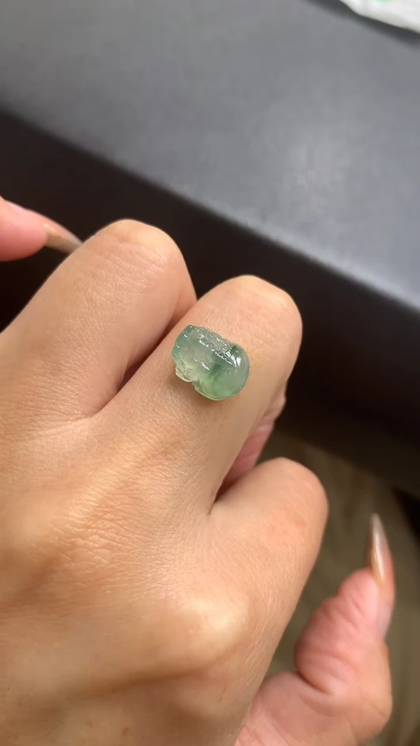 【闪购商品】定制翡翠未镶嵌翡翠