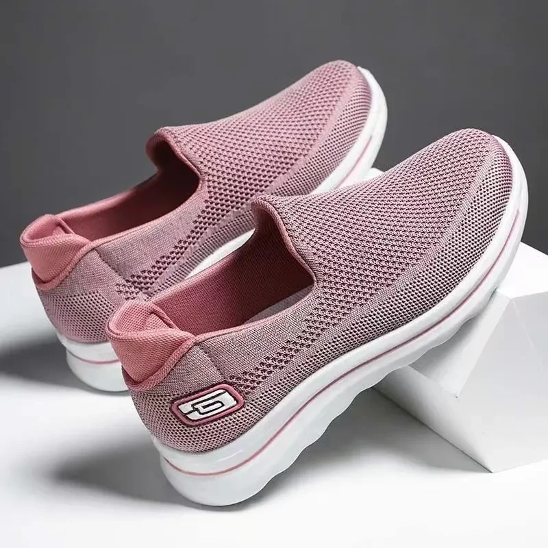 2025春季新款老北京布鞋女高弹飞织软底透气舒适百搭时尚休闲步鞋