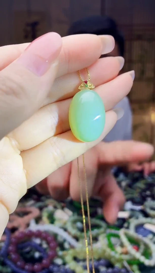 颈饰未镶嵌和田玉多样性发货，拍一发一