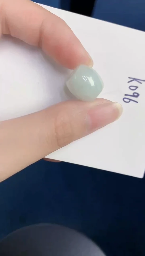 颈饰未镶嵌翡翠天然翡翠缅甸A货