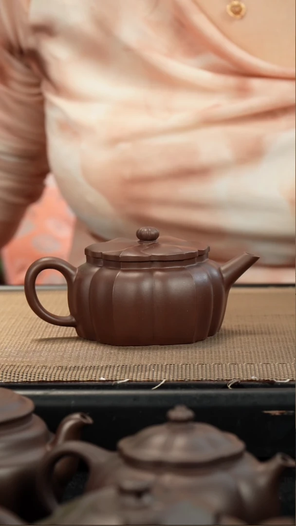 茶壶紫砂1****_老紫泥菱花150