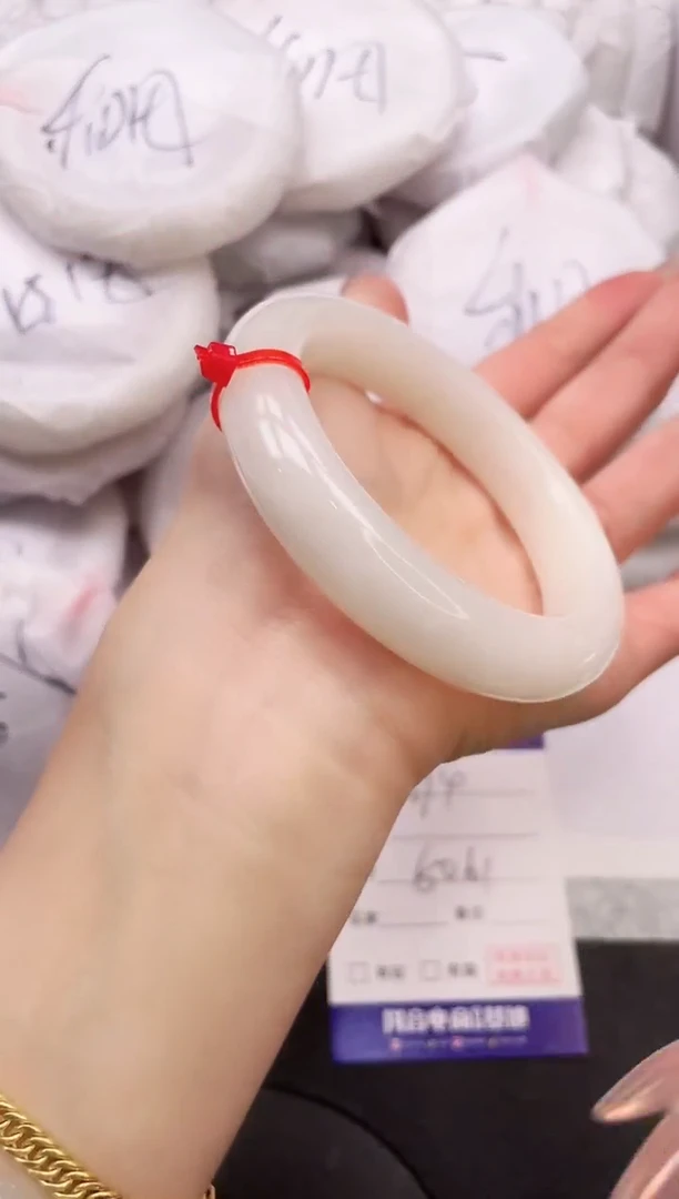 【闪购商品】和田玉手镯未镶嵌31K194-60