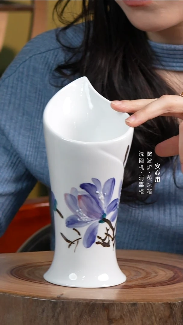 瓷景德镇高温手绘釉下彩筷子筒玉兰花