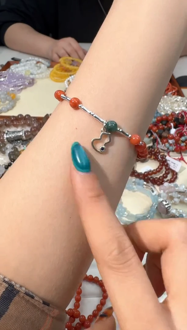 【闪购商品】南红玛瑙手链银S925镶嵌A022南红镂空提溜款