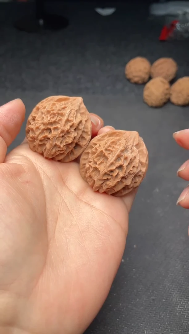 把件文玩核桃b163  灯笼 37尺