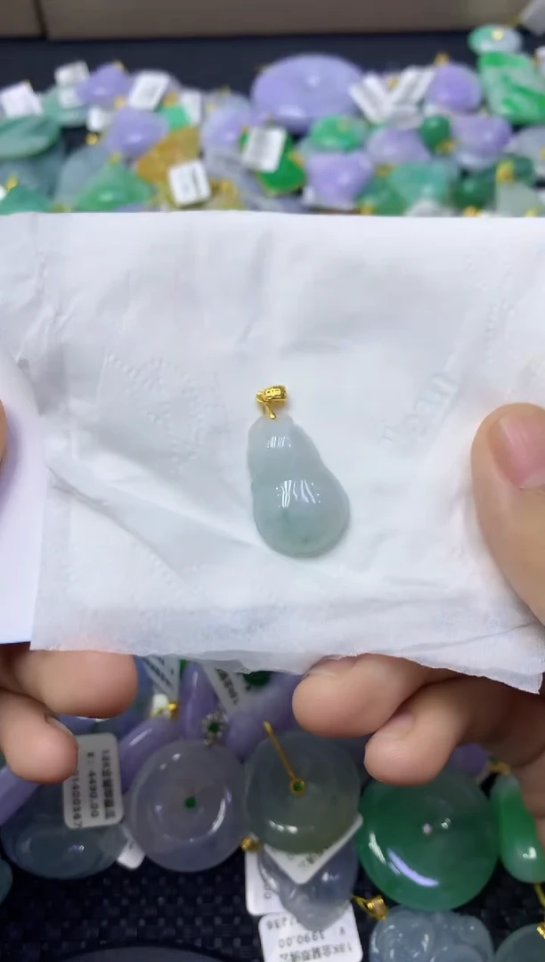 颈饰未镶嵌翡翠天然缅甸翡翠A货