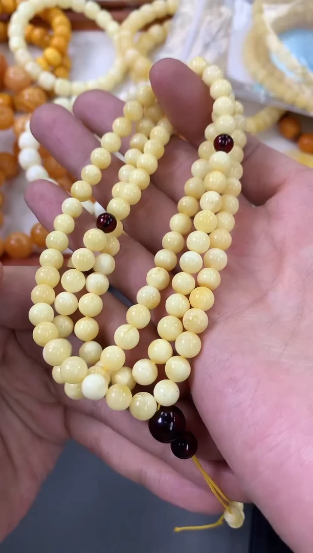 【闪购商品】蜜蜡裸石未镶嵌链子