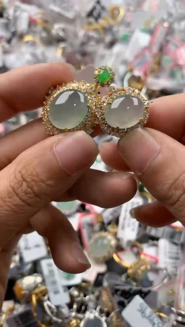 银S925镶嵌戒指翡翠888            2