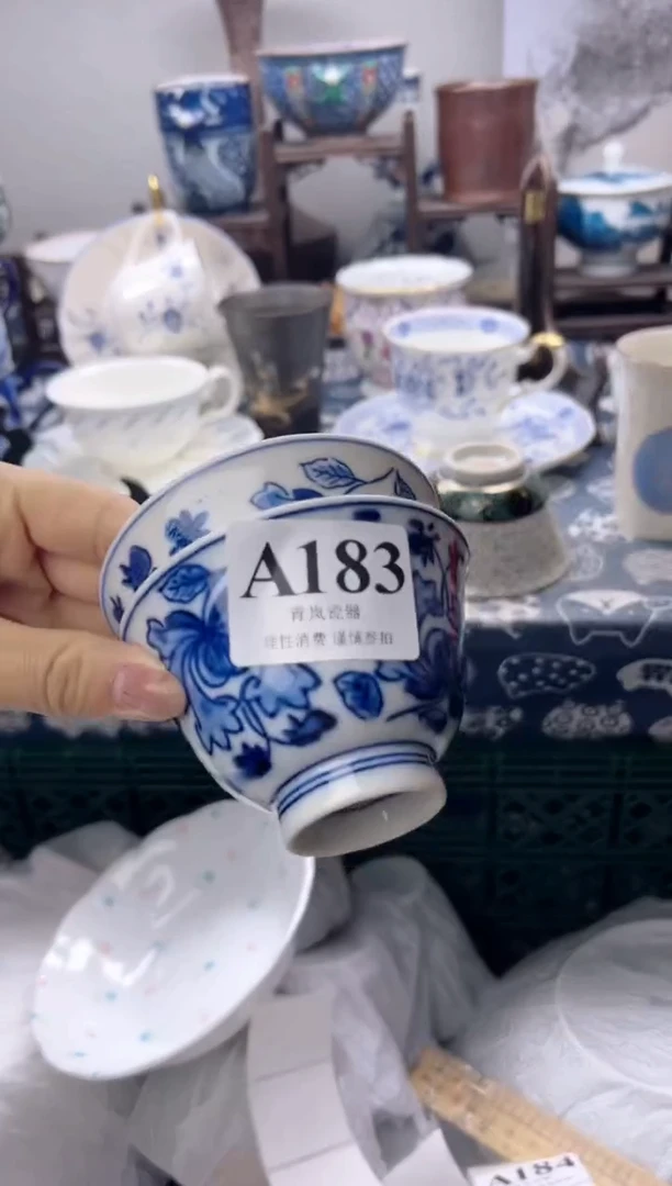 瓷片農***女  A183