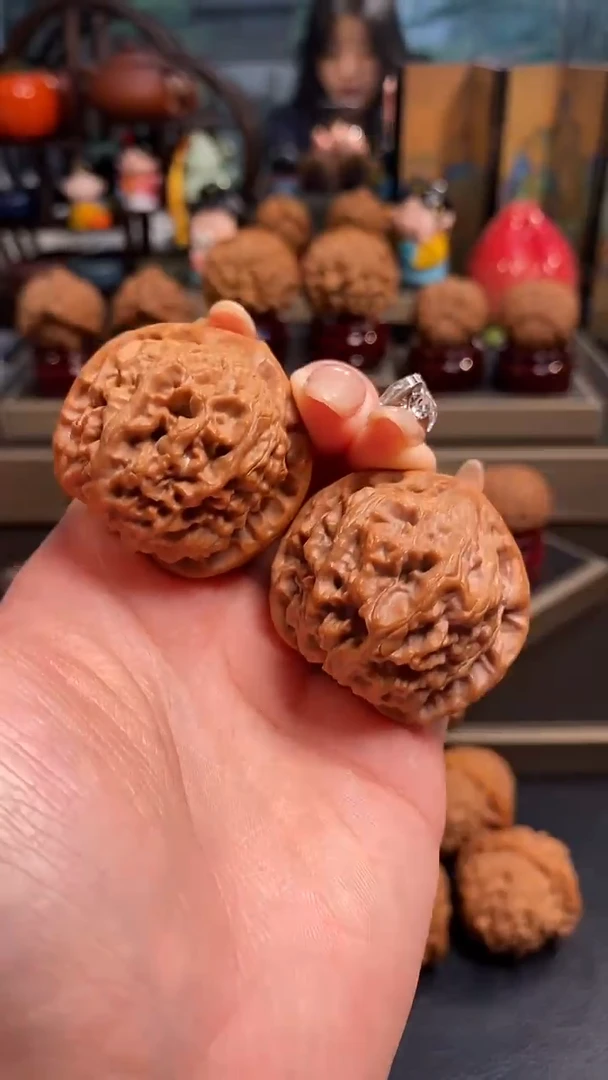 【闪购商品】文玩核桃把件A910龙墩40