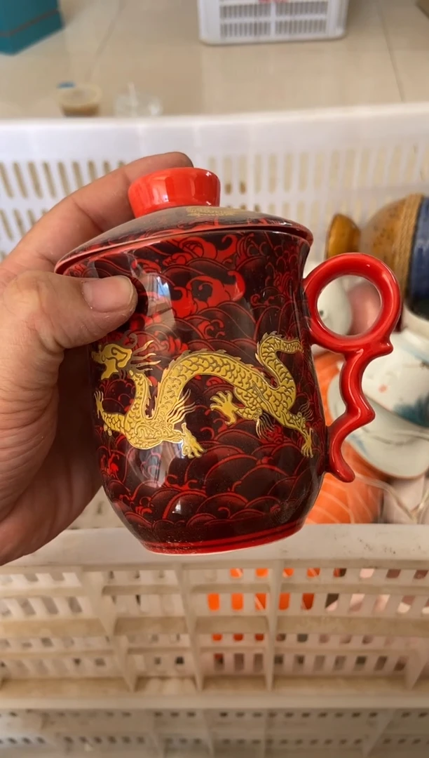 杯无运费险有瑕疵的摄影的产品有使用过的痕迹有点脏介意勿拍