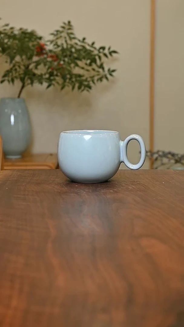 如意杯 天青 微瑕 无款