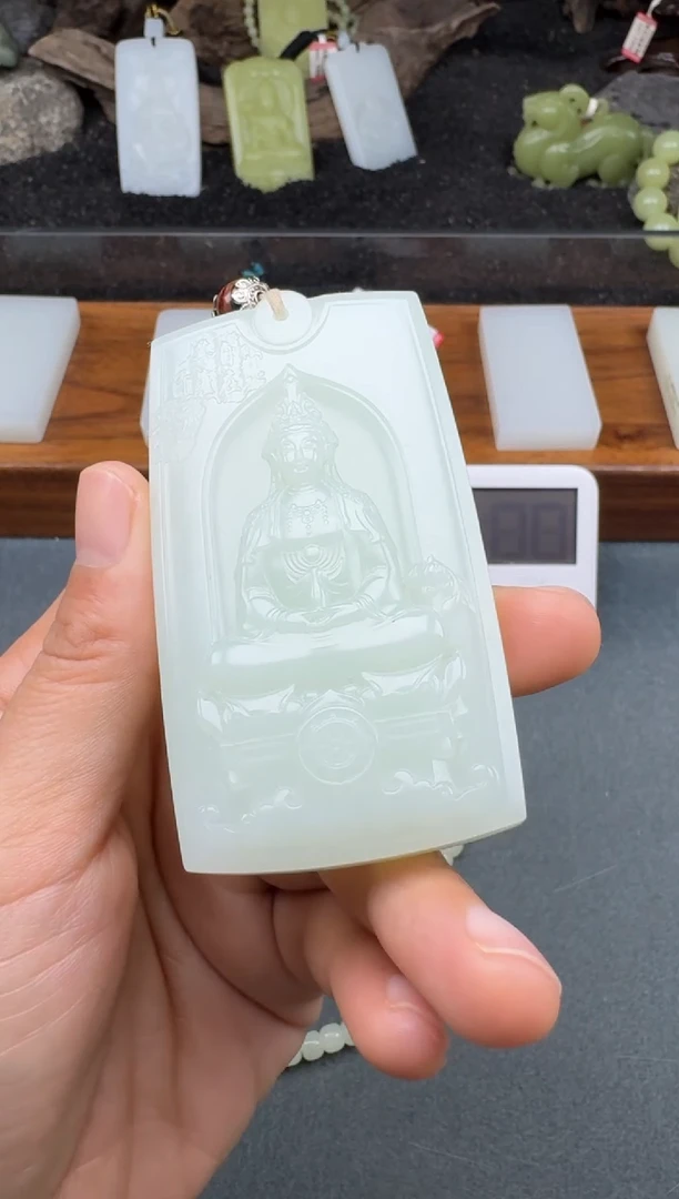 颈饰未镶嵌和田玉2