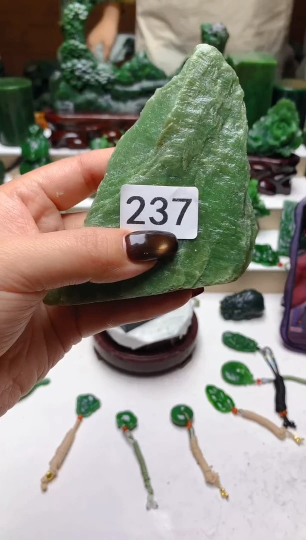 未镶嵌和田玉摆件文*1