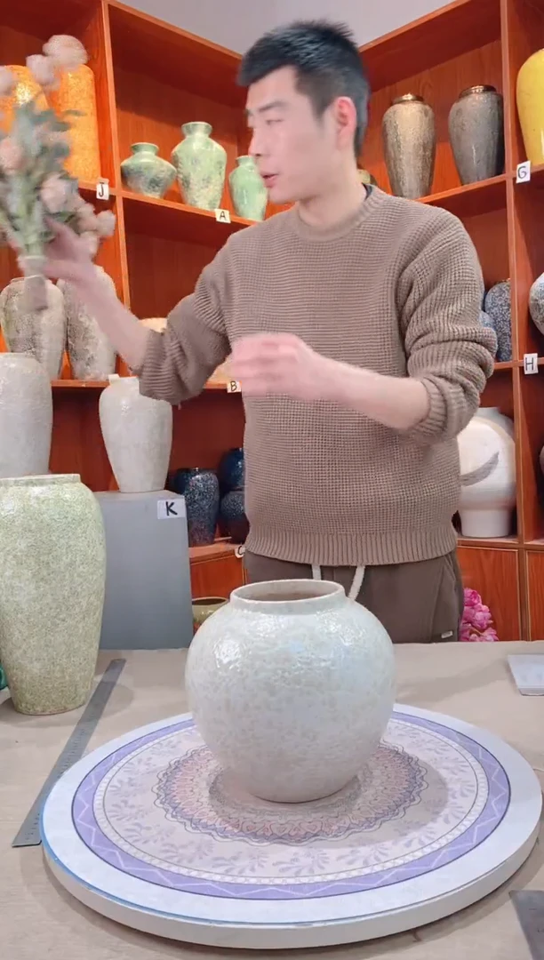 【闪购商品】瓶茶白 小号  陶瓷花瓶 无花