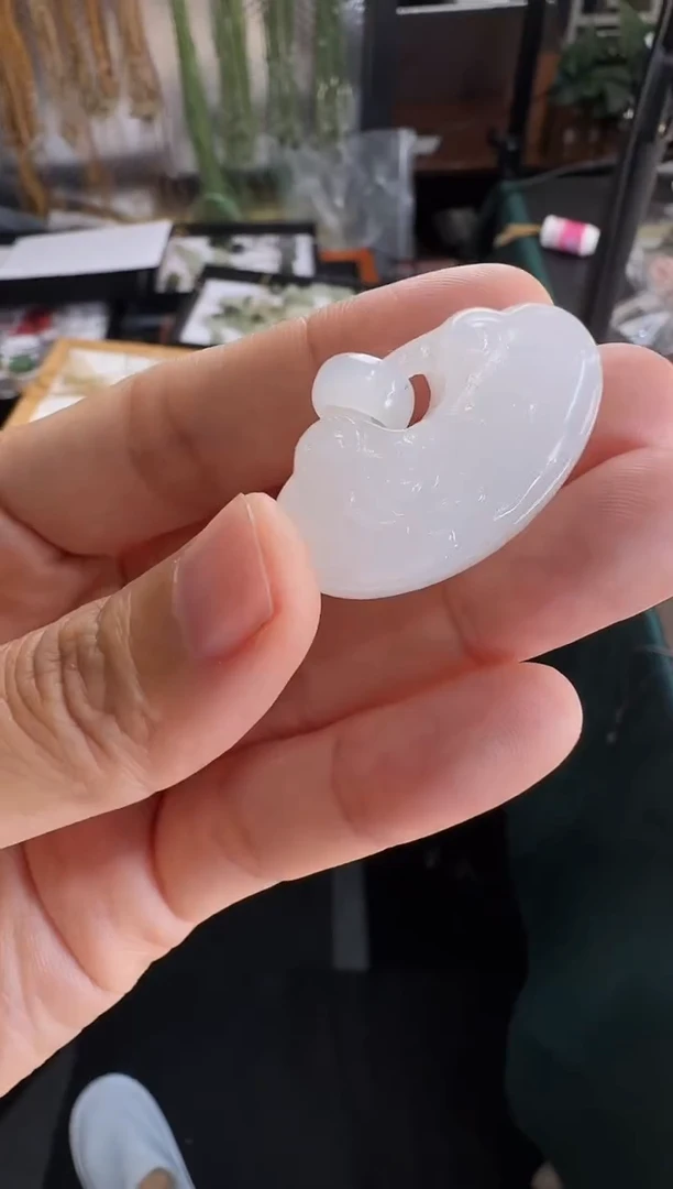 【闪购商品】和田玉颈饰未镶嵌33白玉如意锁