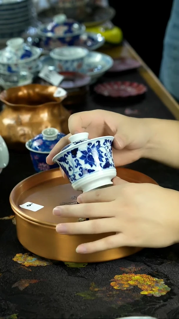 景德镇手绘瓷器放漏场