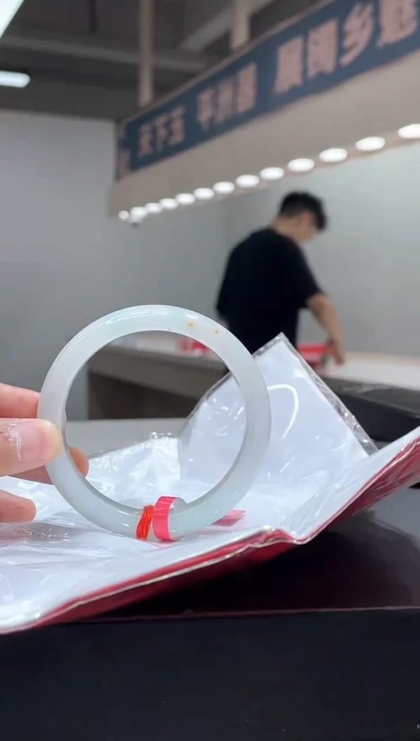 未镶嵌手镯翡翠13