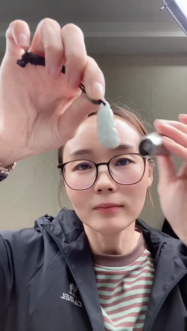 颈饰未镶嵌翡翠2025120970