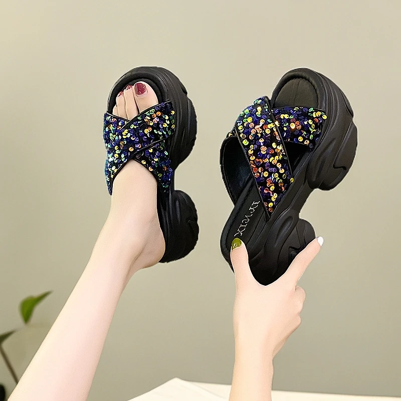 9cm增高凉拖女2025夏季新款外穿小个子松糕厚底时尚网红沙滩拖鞋