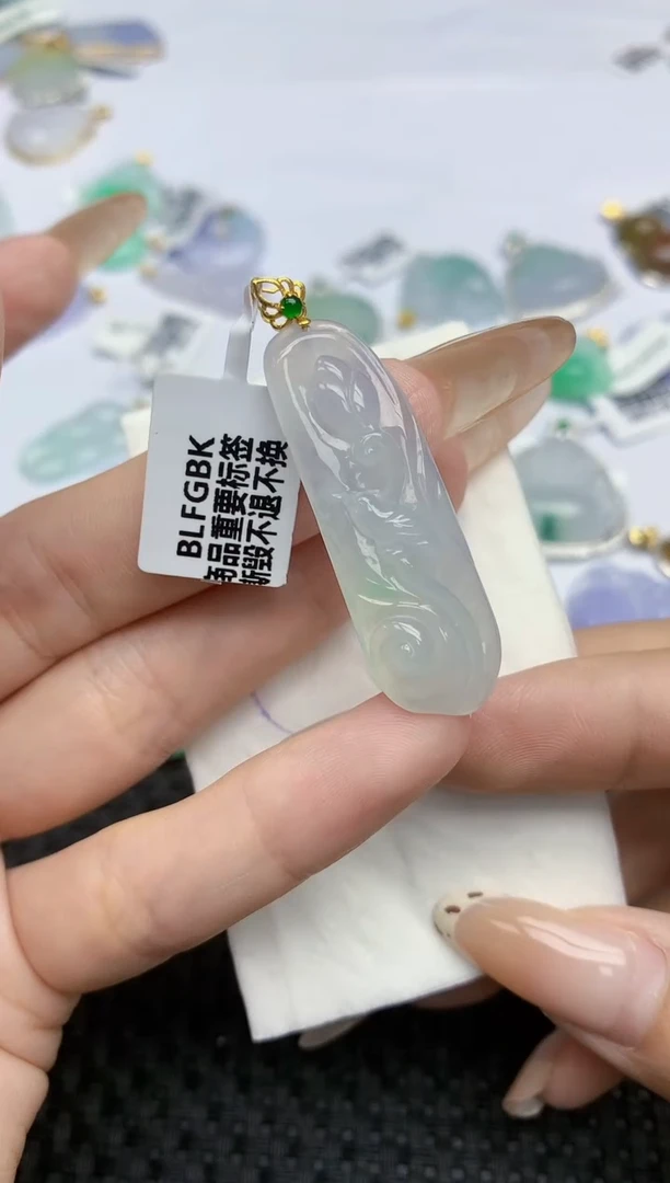 翡翠18K金镶嵌颈饰158   天然翡翠A货