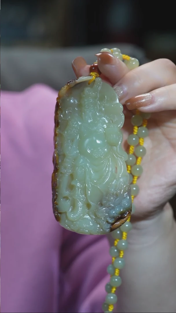 颈饰未镶嵌岫岩河磨玉（透闪石质玉）观音