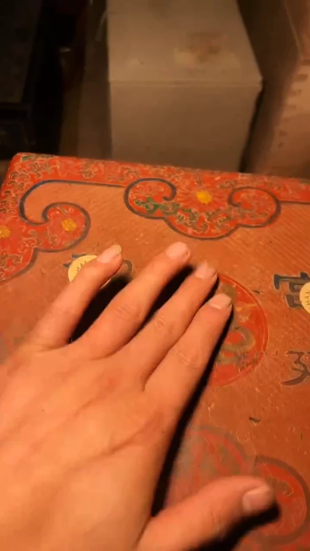 【闪购商品】高端精美红色漆面箱完整一件链接