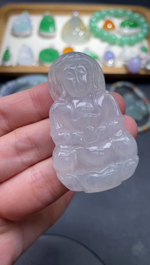 翡翠未镶嵌颈饰28.......