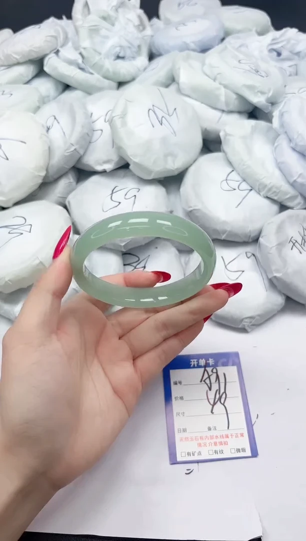 未镶嵌手镯石英质玉A91/6465