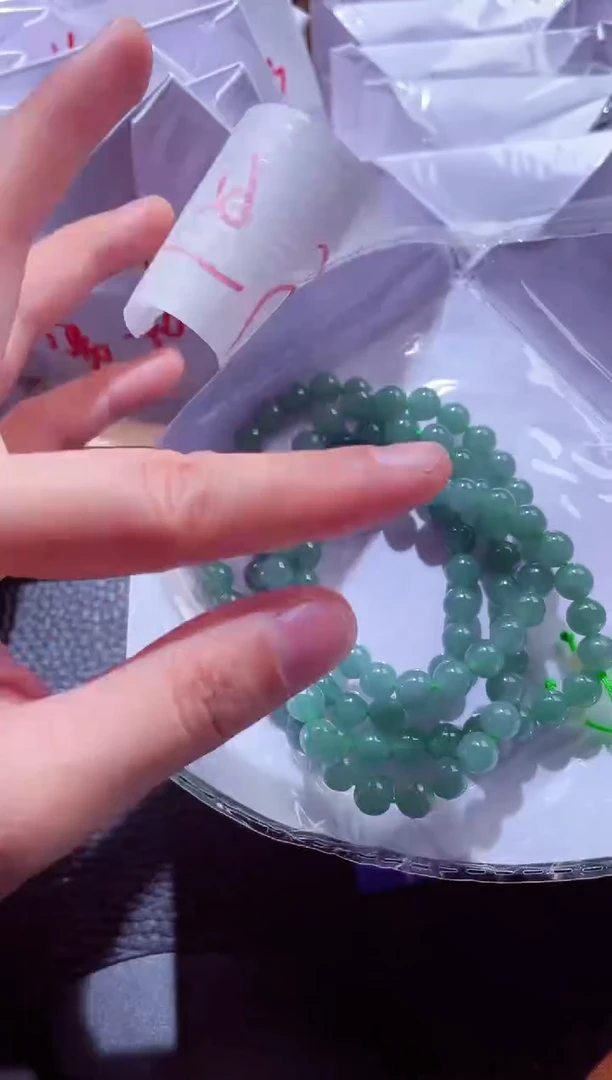 颈饰未镶嵌翡翠00008013