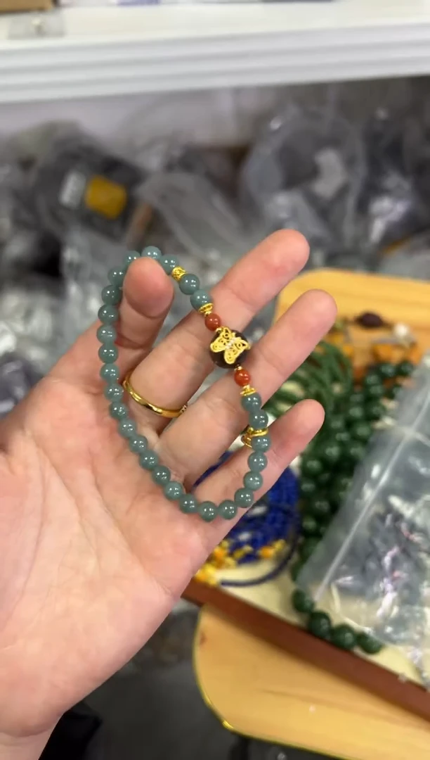 【闪购商品】翡翠手链未镶嵌蓝水翡翠檀木设计款手链[0580]