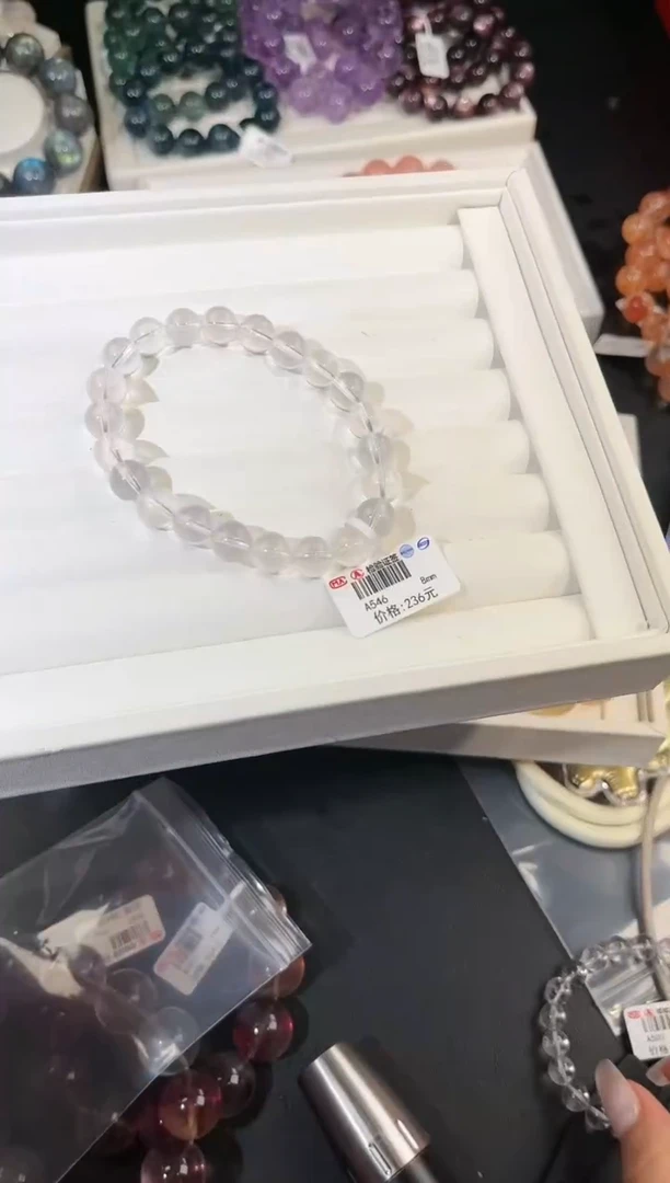 水晶手链未镶嵌多样性发一白水8mm