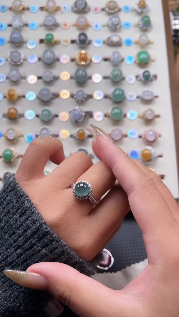 【闪购商品】翡翠戒指银S925镶嵌天然A货翡翠戒指（有矿点）