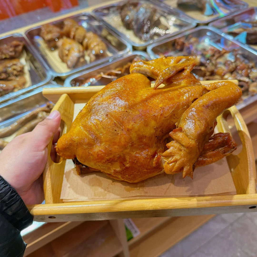 光头哥家鲜熏一只柴公鸡包邮