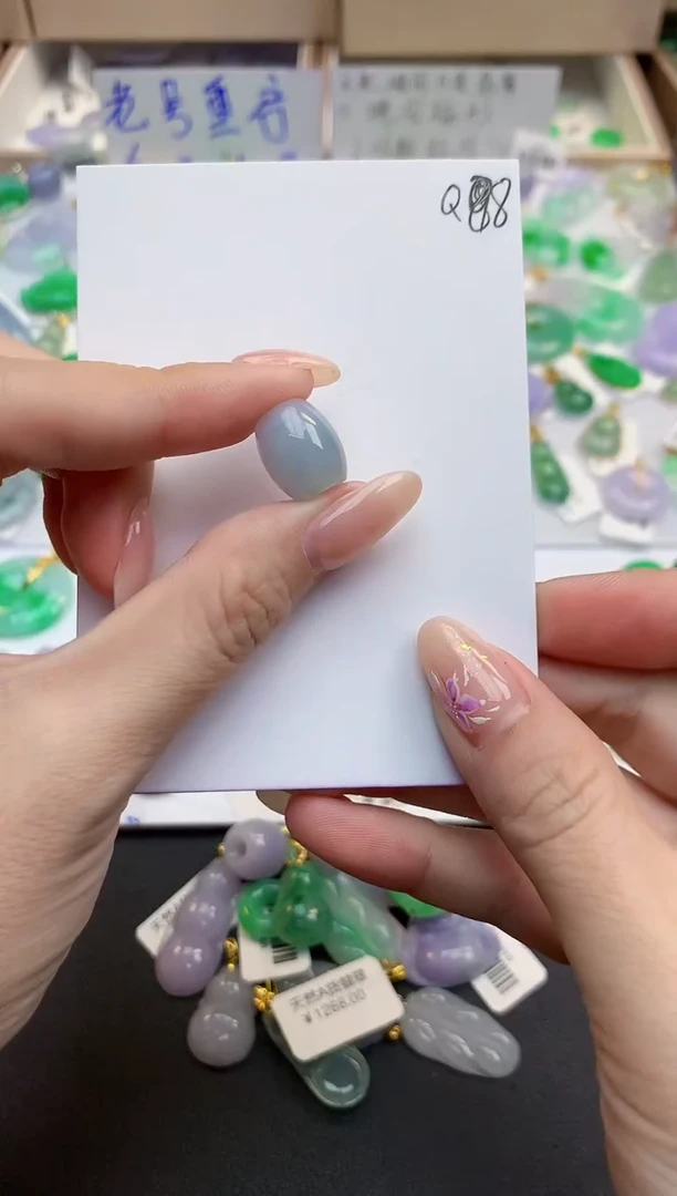 颈饰未镶嵌翡翠天然缅甸A货翡翠